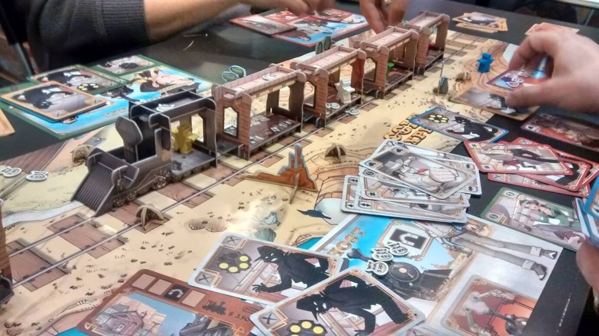 Colt Express Rail road